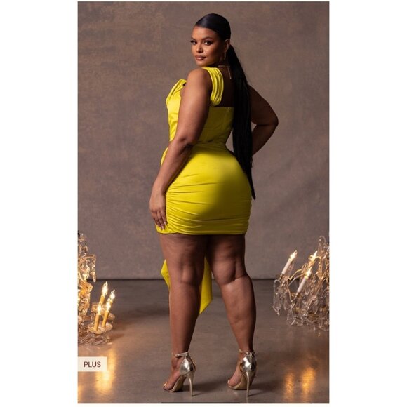 PrettyLittleThing Chartreuse Contrsucted Satin Ruched Drape Bodycon Skirt US 22 - Picture 3 of 12